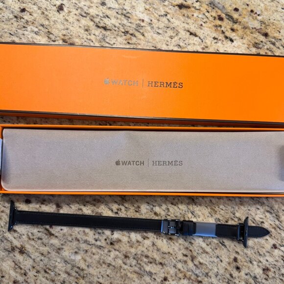 NEW Apple Watch Hermes 41mm Attelage Double Tour Noir Space Black - Picture 1 of 6